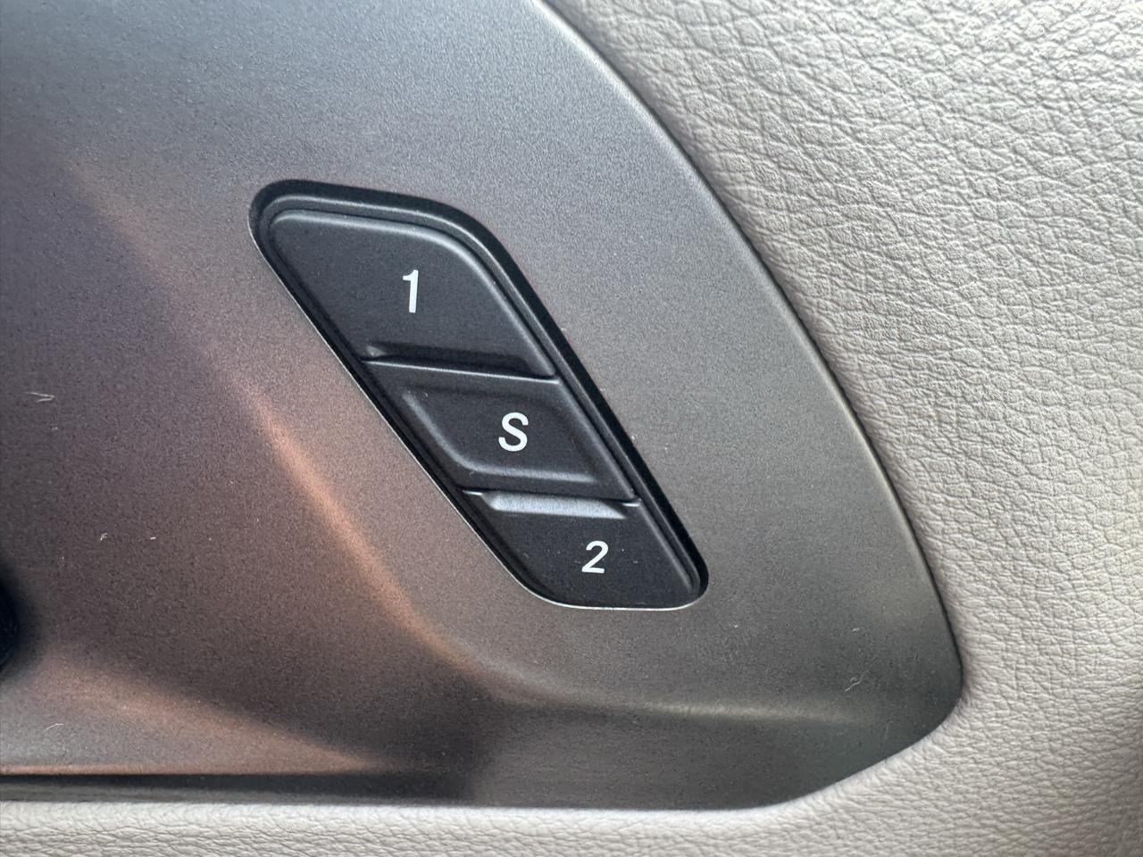 Chrysler Pacifica Limited FWD 2019