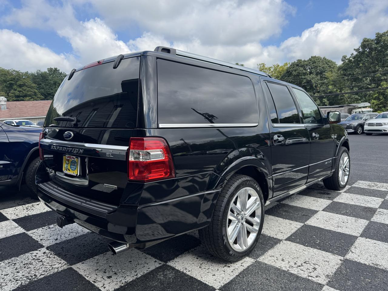 Ford Expedition EL 4WD 4dr Platinum 2016
