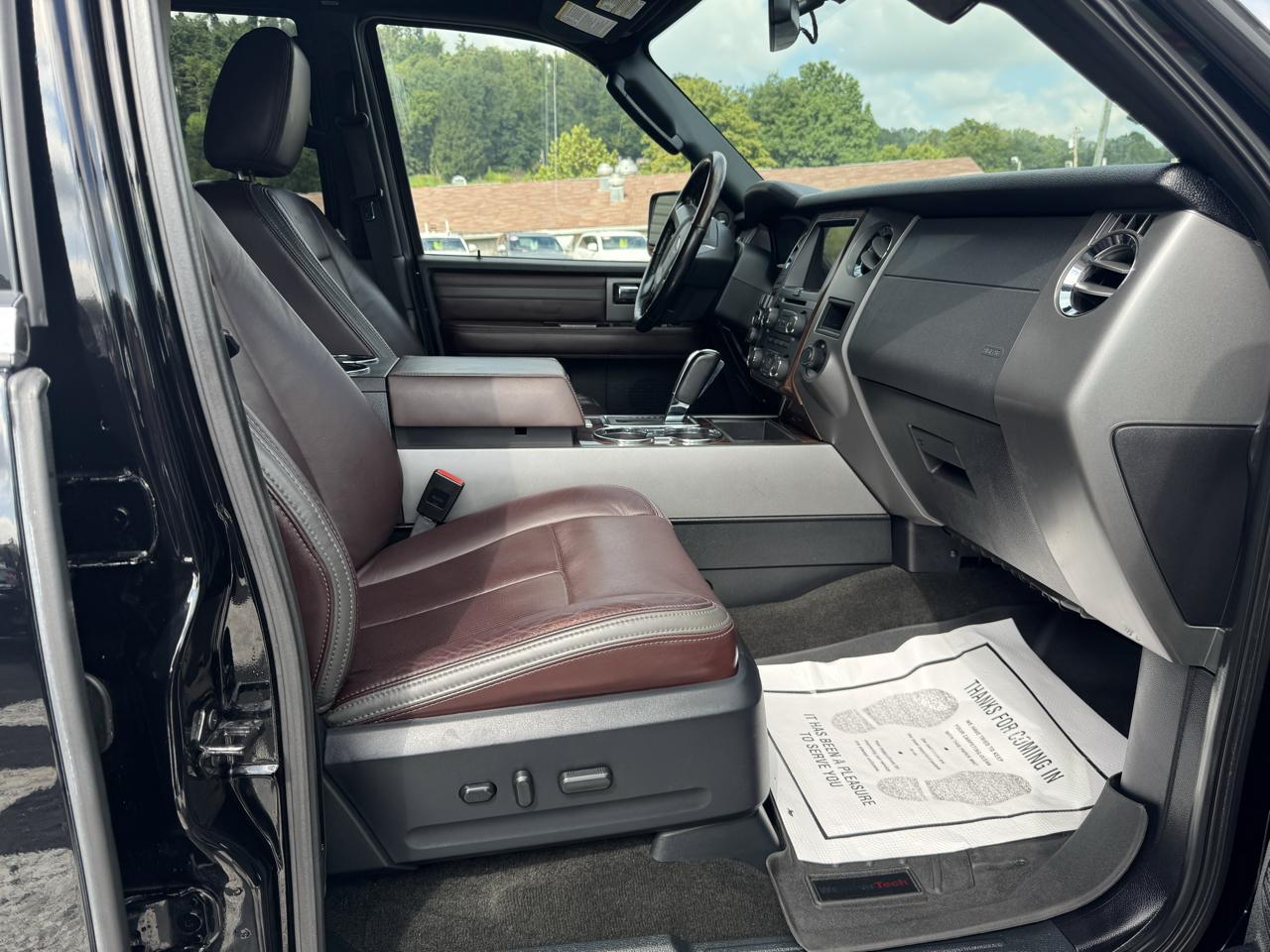 Ford Expedition EL 4WD 4dr Platinum 2016