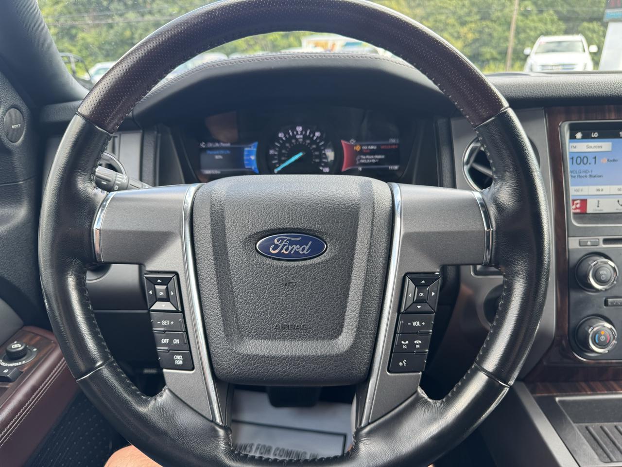 Ford Expedition EL 4WD 4dr Platinum 2016