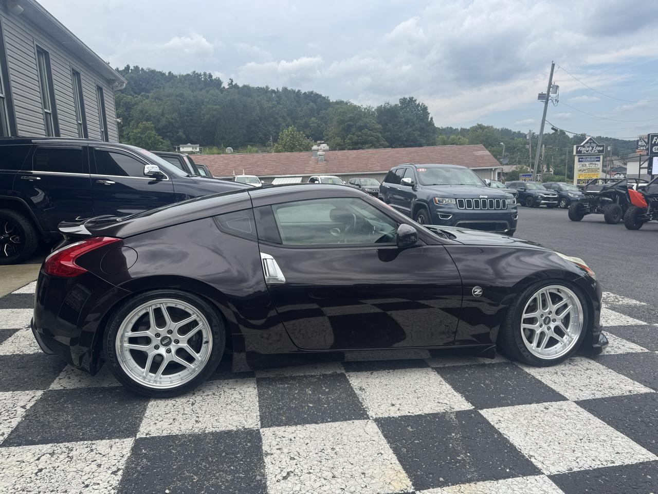 Nissan 370Z Coupe  2010