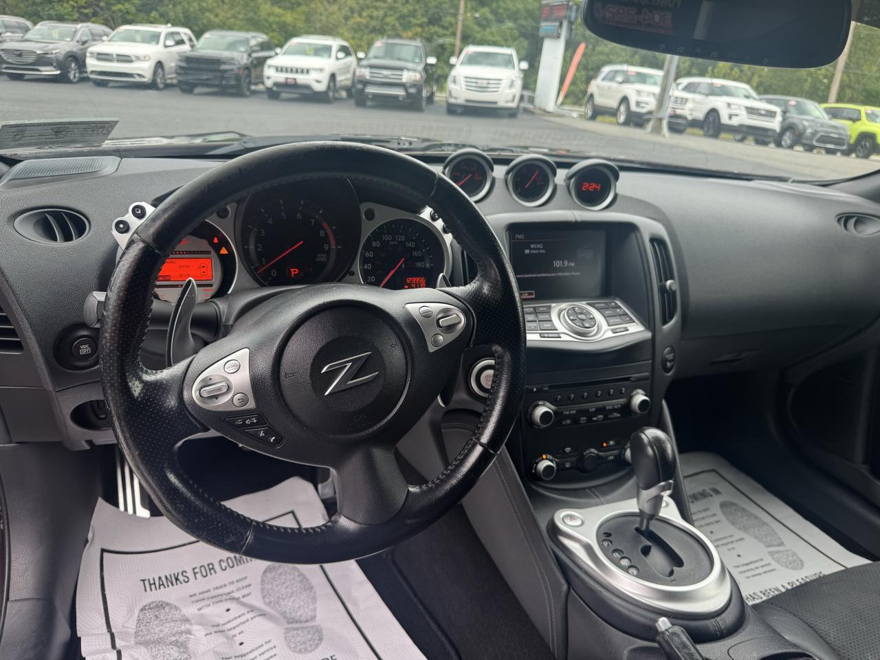 Nissan 370Z Coupe  2010