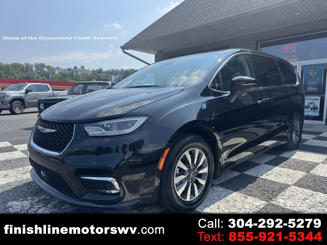 2023 Chrysler Pacifica Hybrid Touring L FWD
