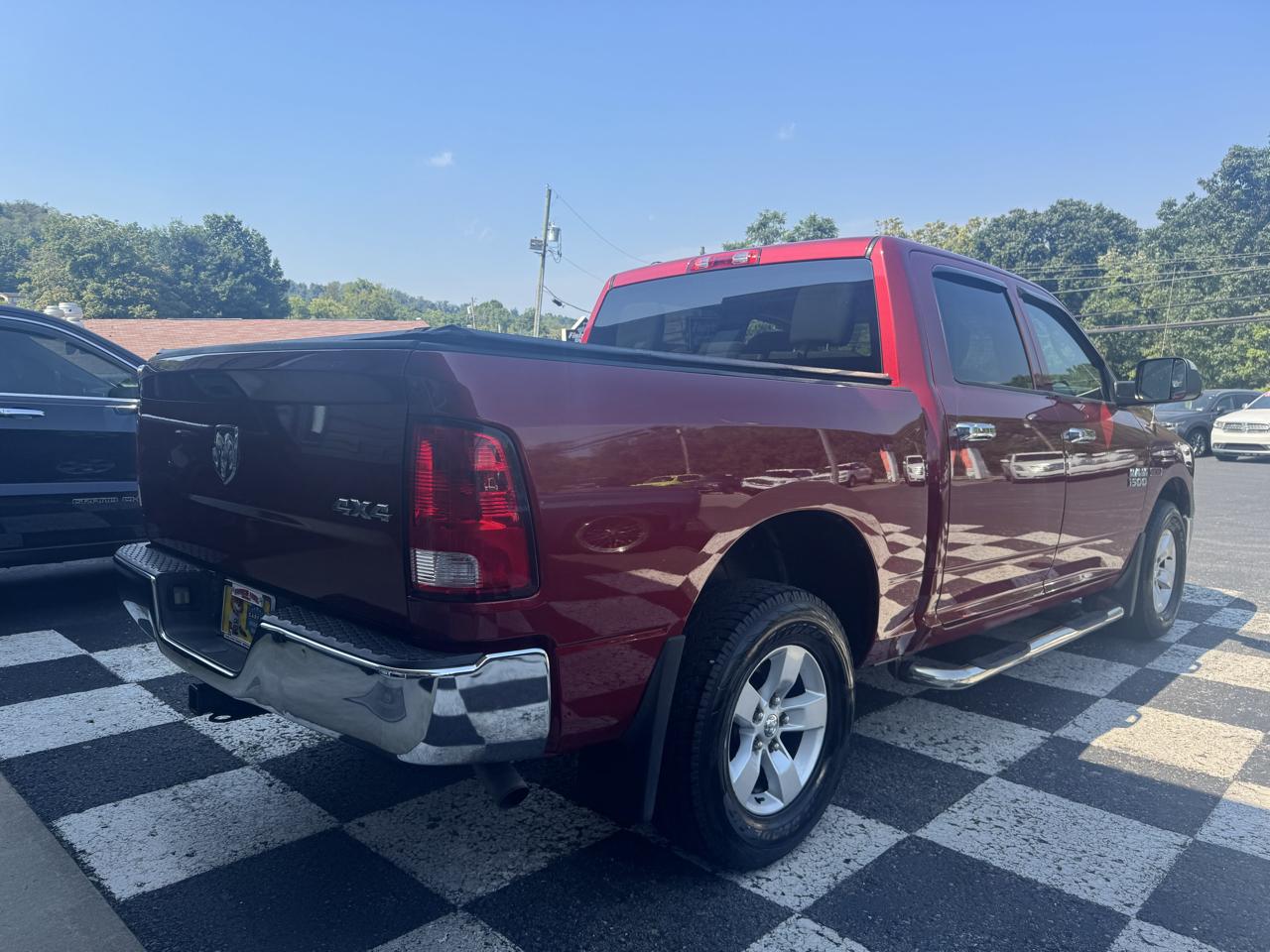 RAM 1500 4WD Crew Cab 140.5" Tradesman 2014
