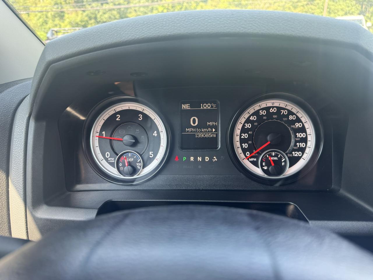 RAM 1500 4WD Crew Cab 140.5" Tradesman 2014