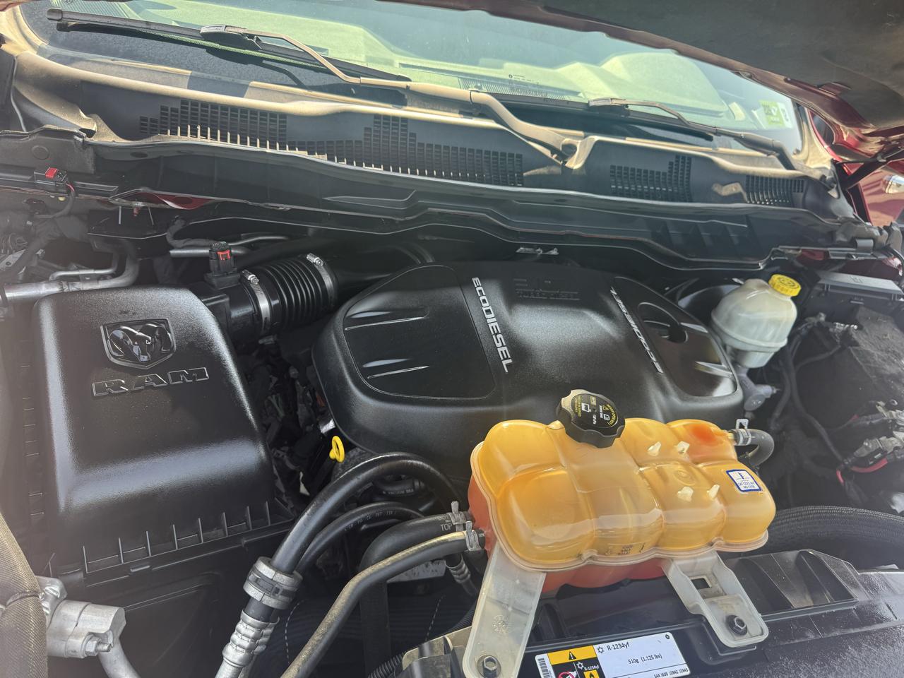 RAM 1500 4WD Crew Cab 140.5" Tradesman 2014