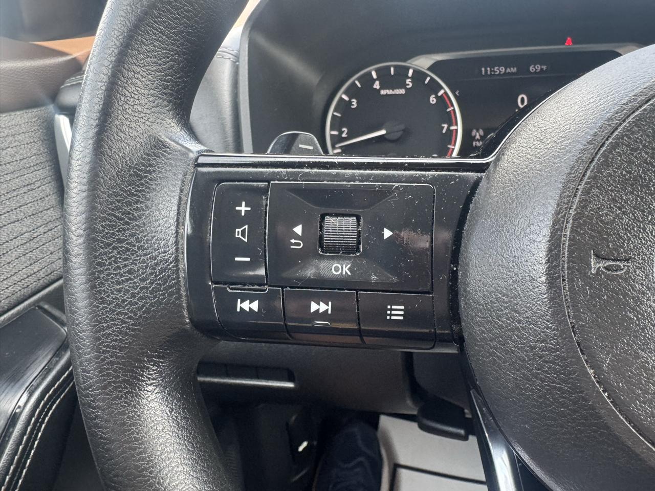Nissan Rogue AWD SV 2021