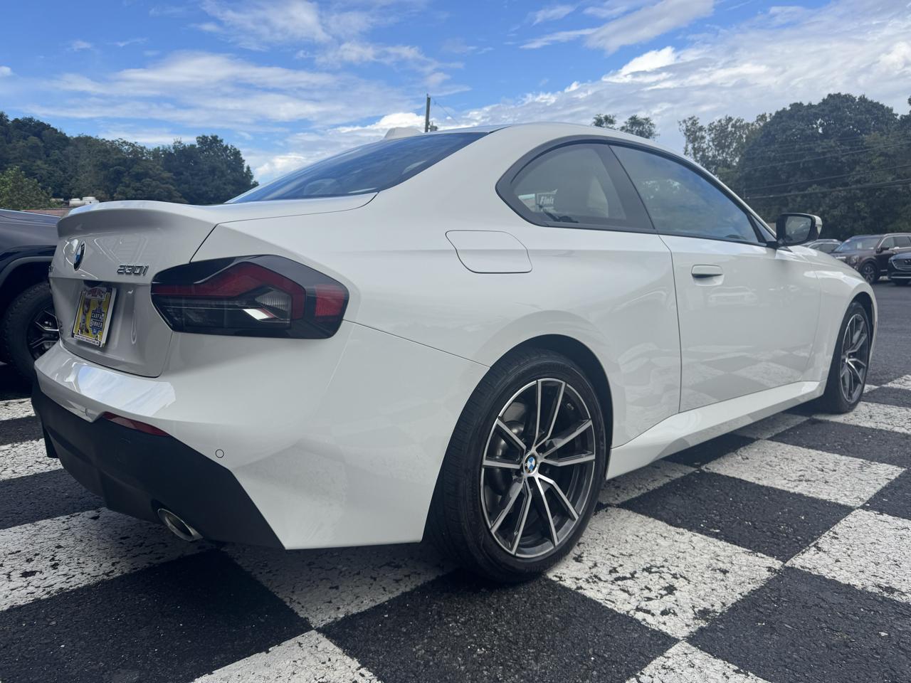 BMW 2 Series 230i xDrive Coupe 2023