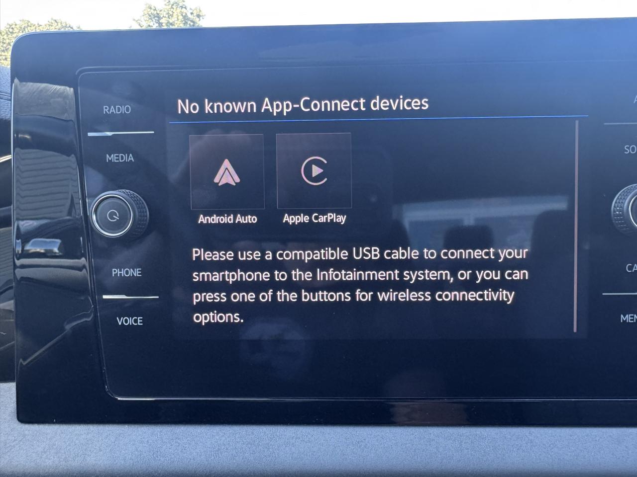 Volkswagen Jetta SE Auto 2025