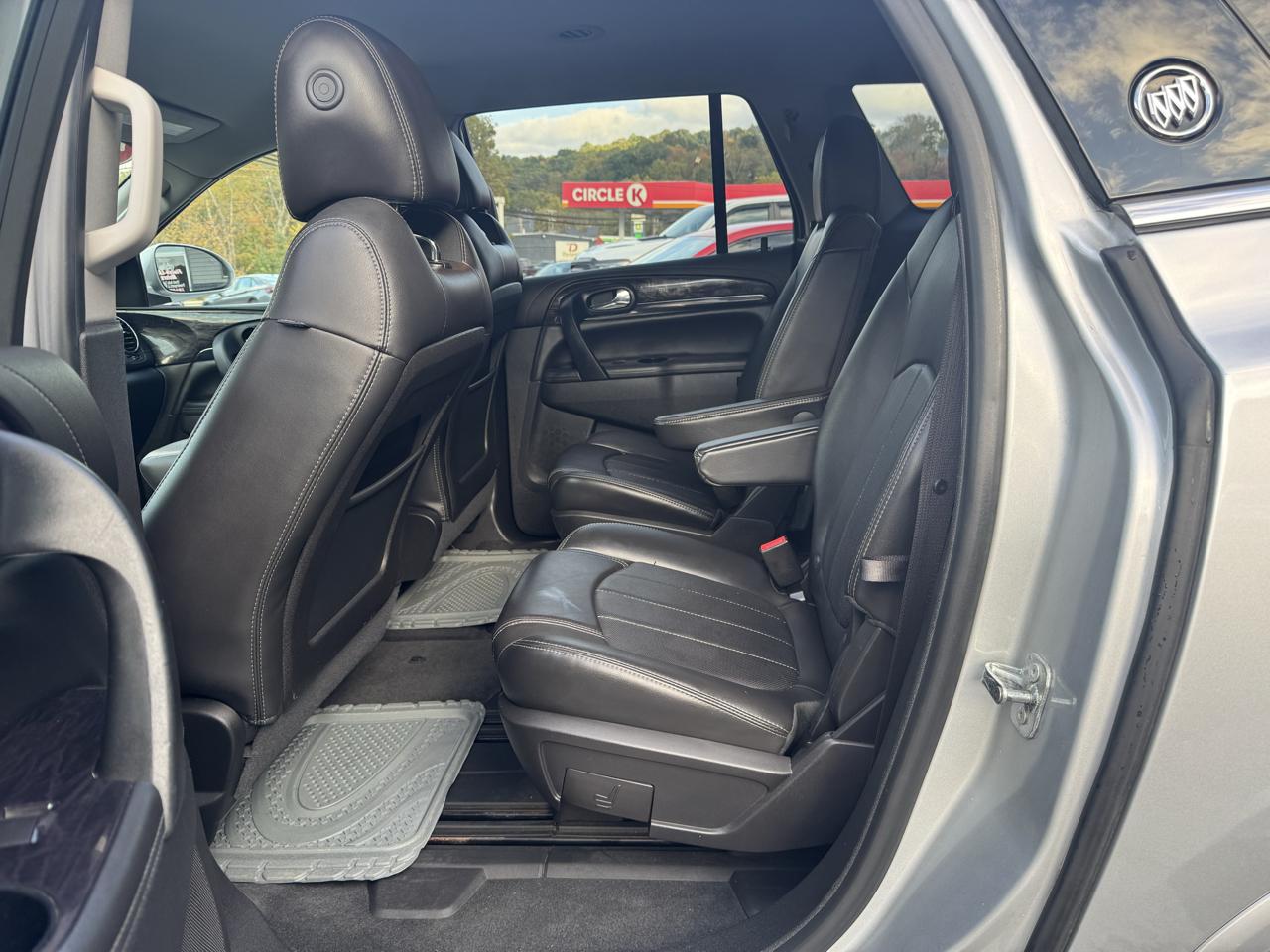 Buick Enclave AWD 4dr Leather 2017