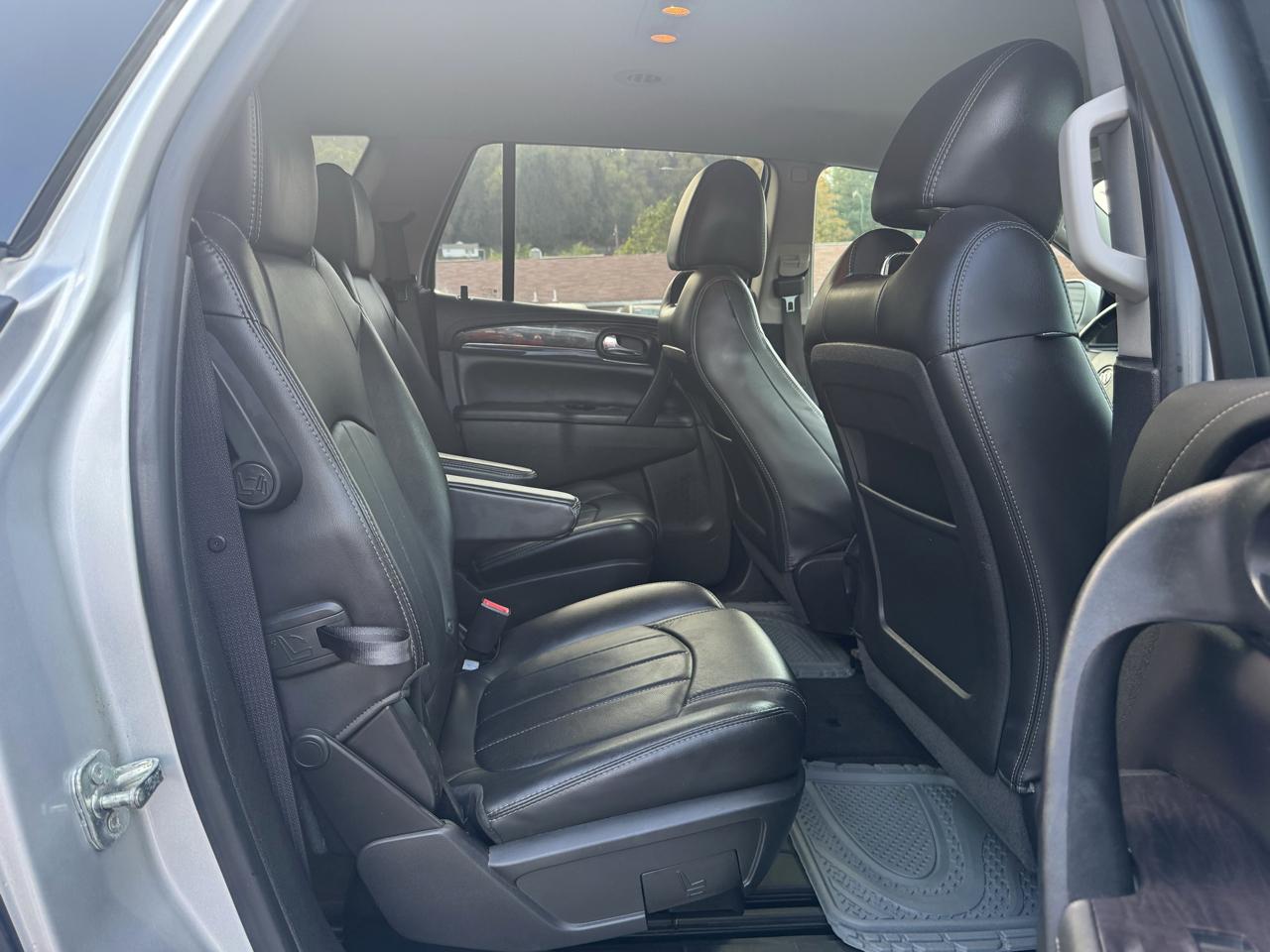 Buick Enclave AWD 4dr Leather 2017