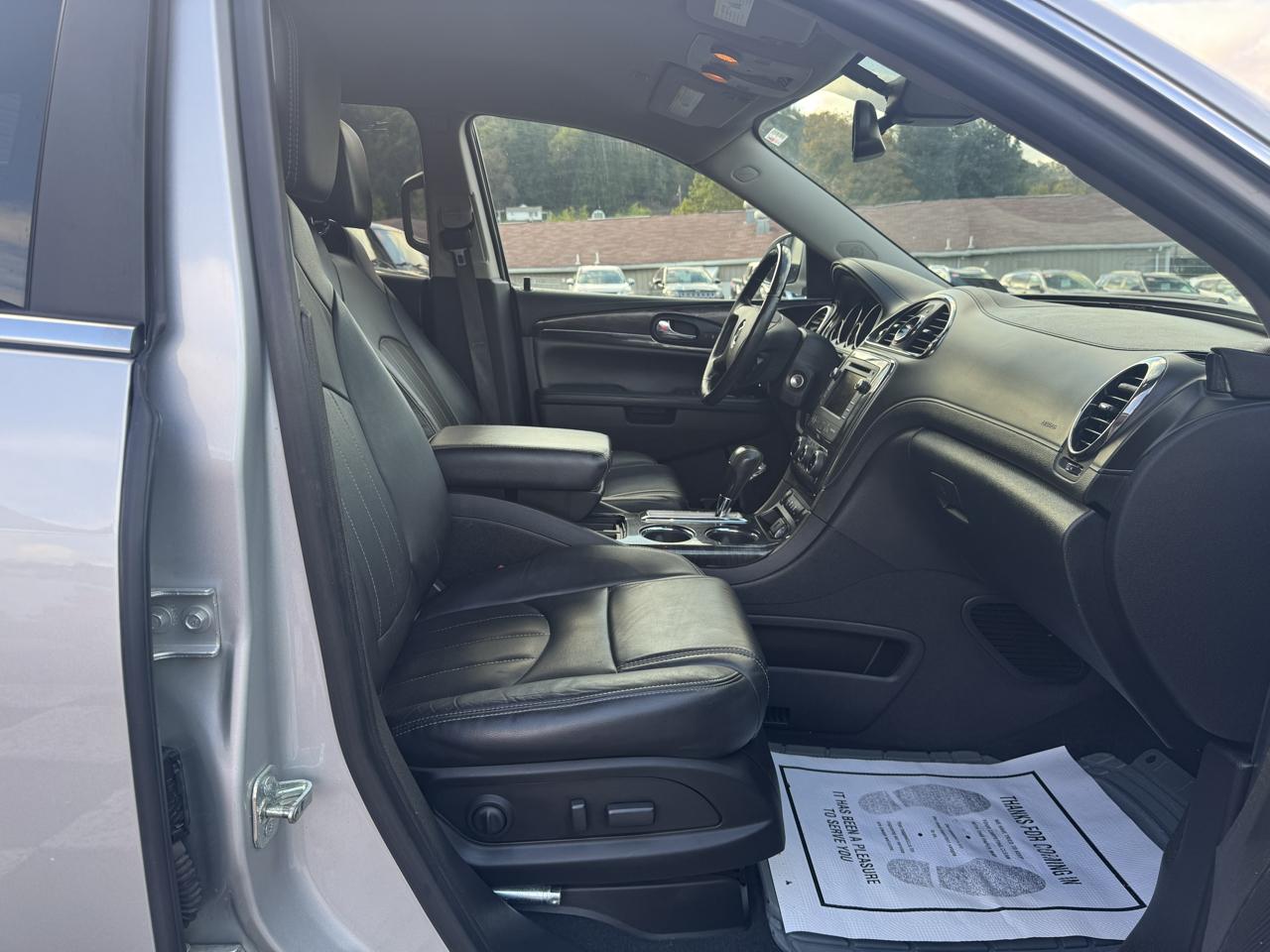 Buick Enclave AWD 4dr Leather 2017