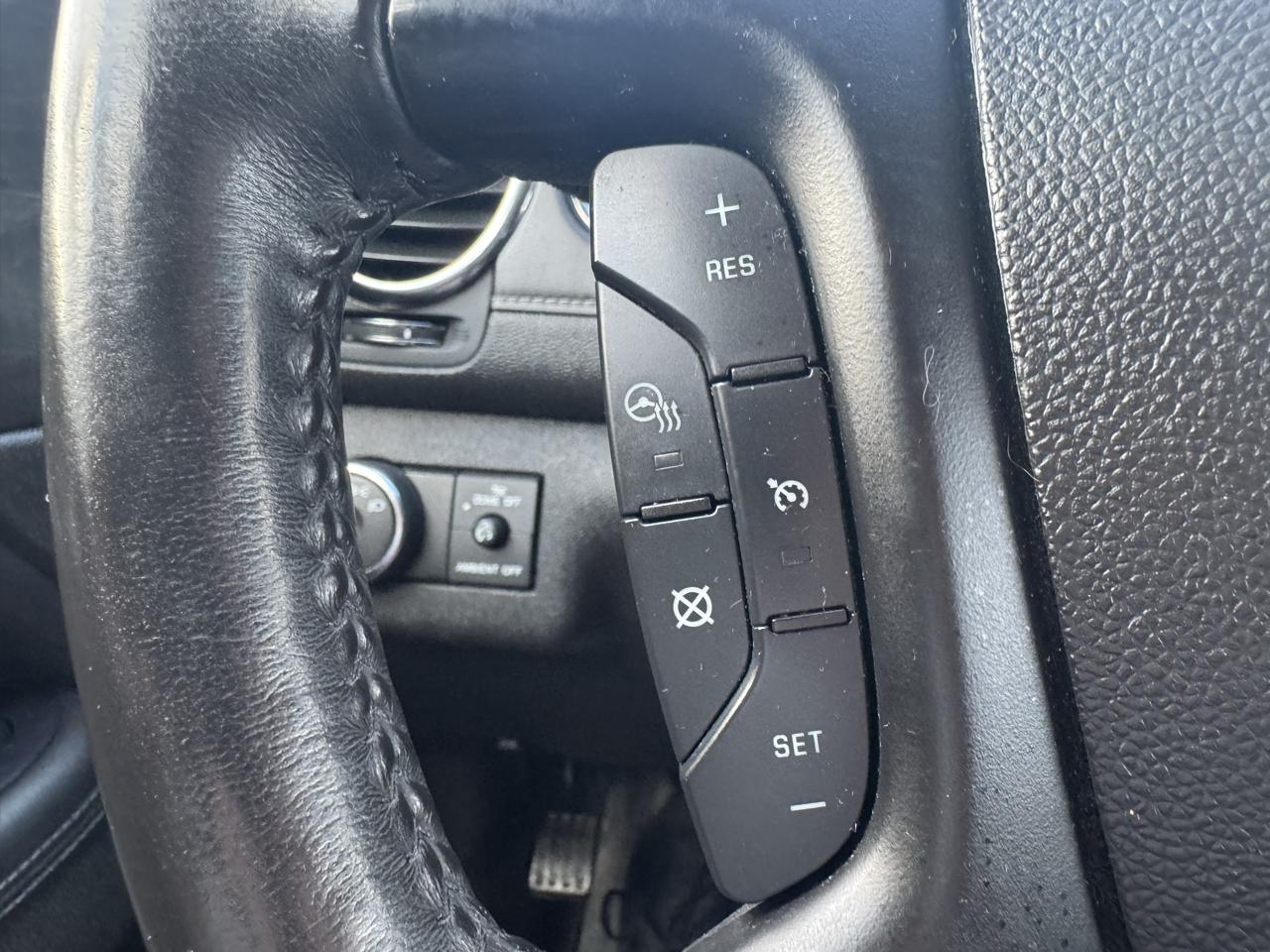 Buick Enclave AWD 4dr Leather 2017