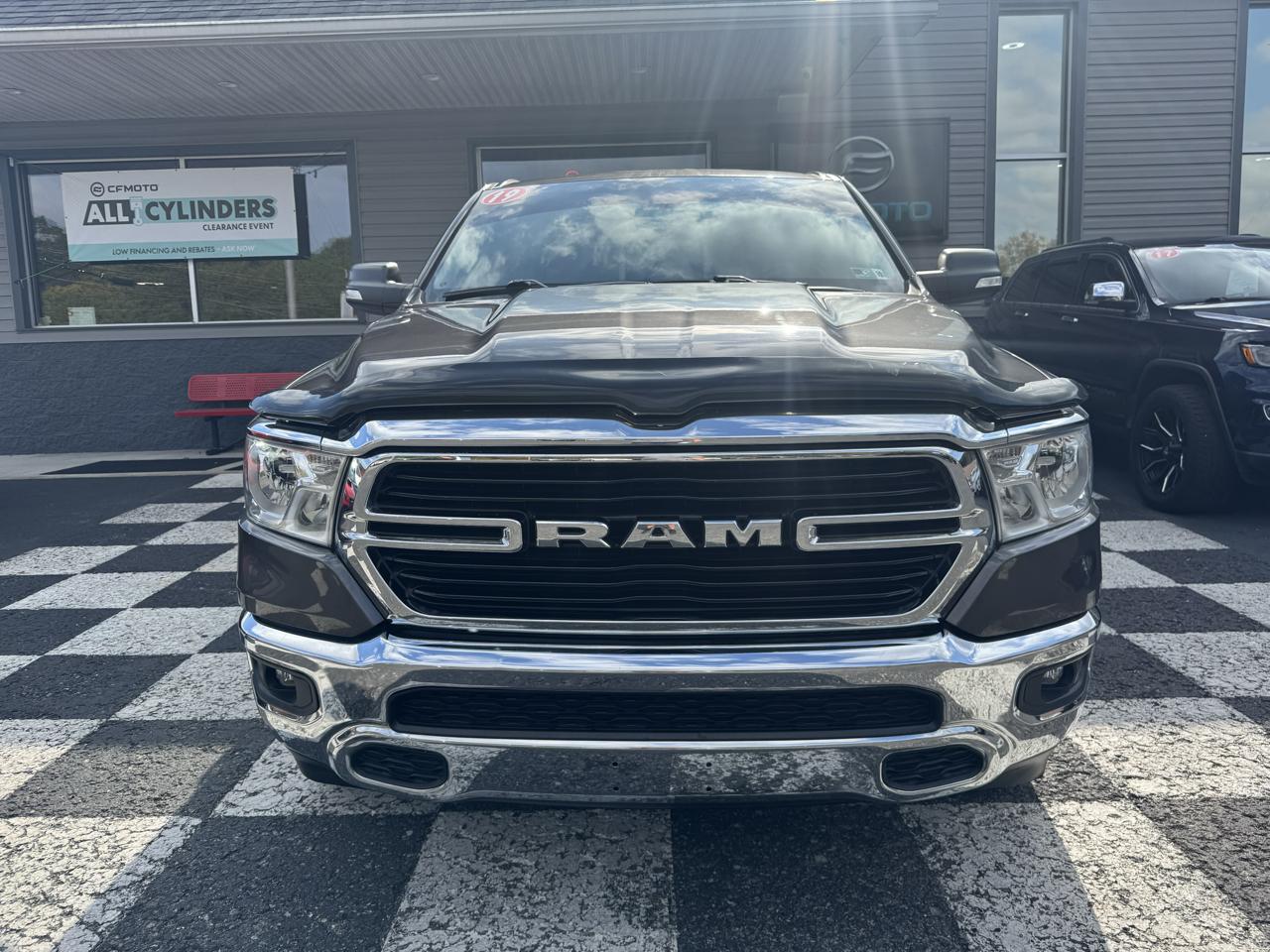 RAM 1500 Big Horn/Lone Star 4x4 Crew Cab 5'7" Box 2019