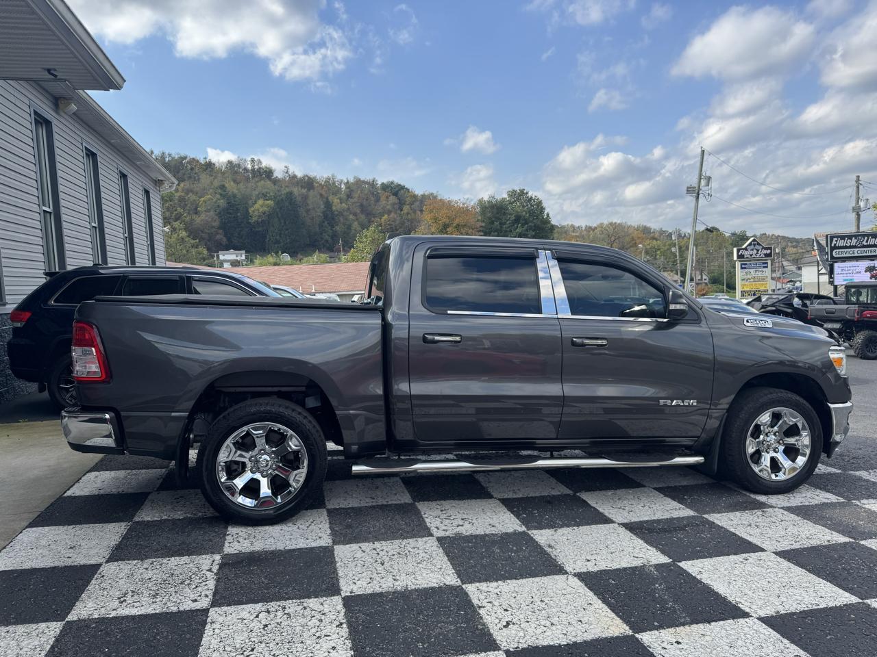 RAM 1500 Big Horn/Lone Star 4x4 Crew Cab 5'7" Box 2019