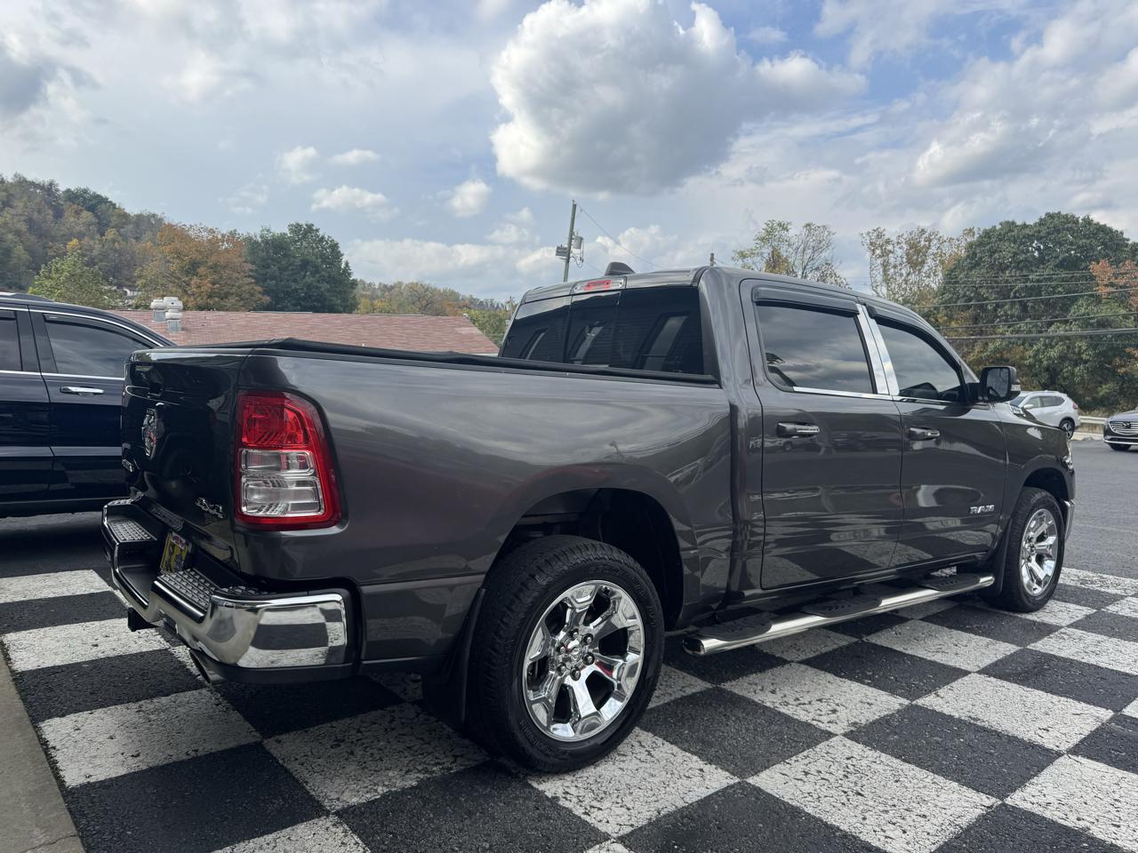 RAM 1500 Big Horn/Lone Star 4x4 Crew Cab 5'7" Box 2019