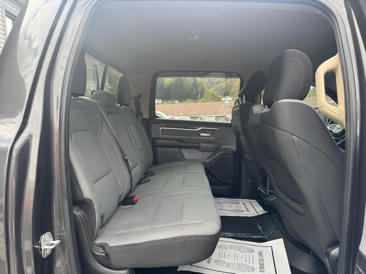 RAM 1500 Big Horn/Lone Star 4x4 Crew Cab 5'7" Box 2019