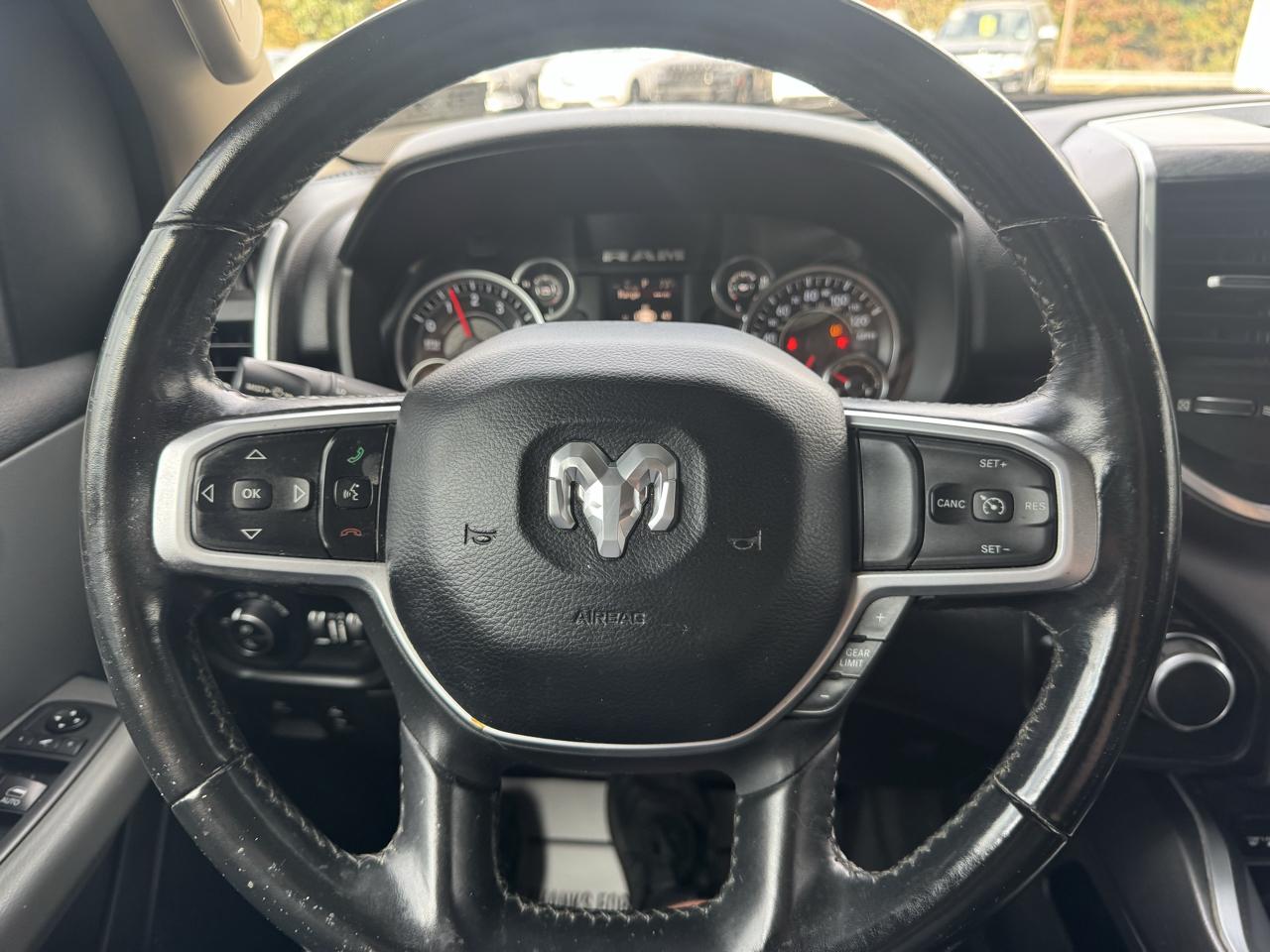 RAM 1500 Big Horn/Lone Star 4x4 Crew Cab 5'7" Box 2019