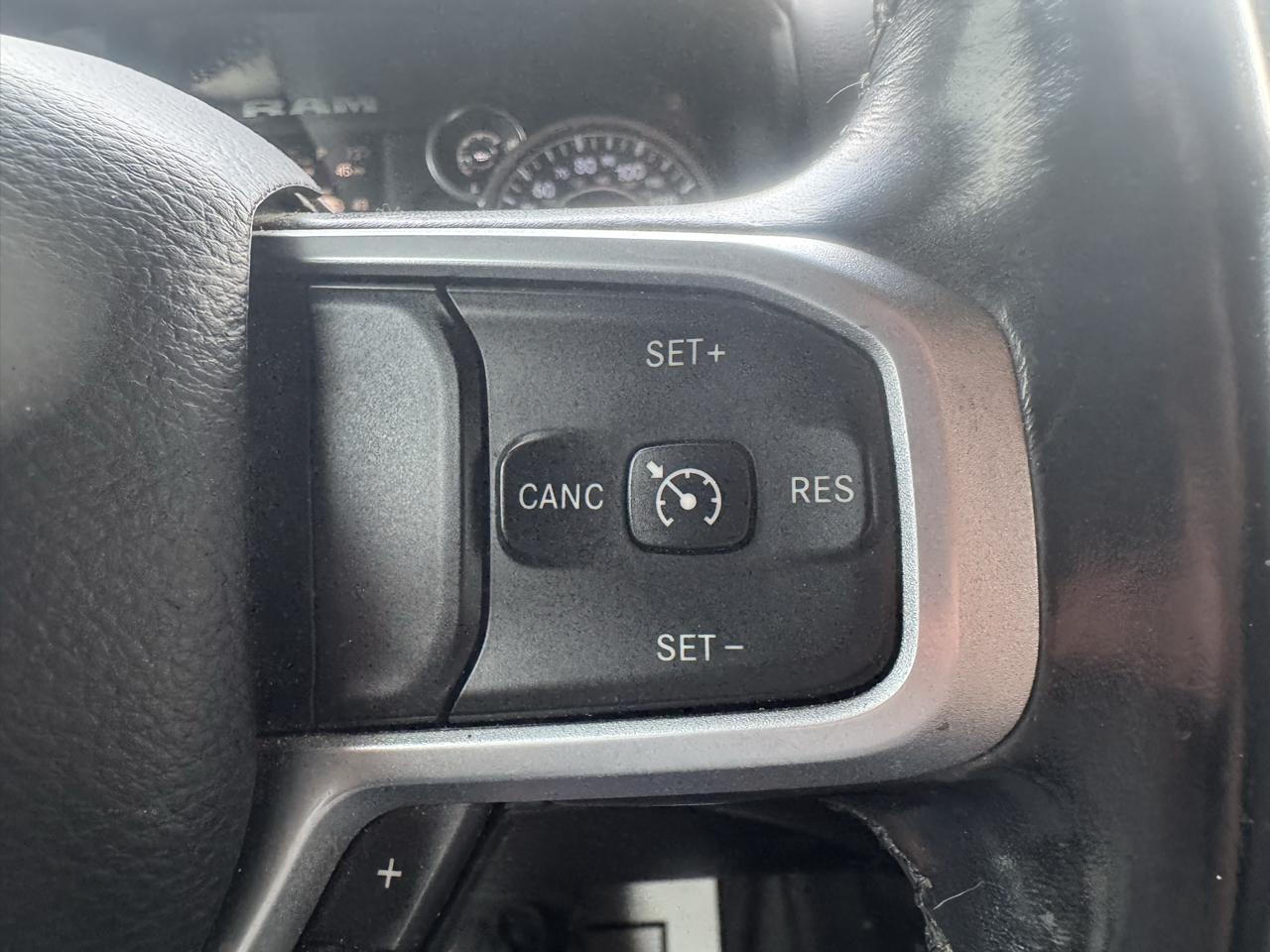 RAM 1500 Big Horn/Lone Star 4x4 Crew Cab 5'7" Box 2019