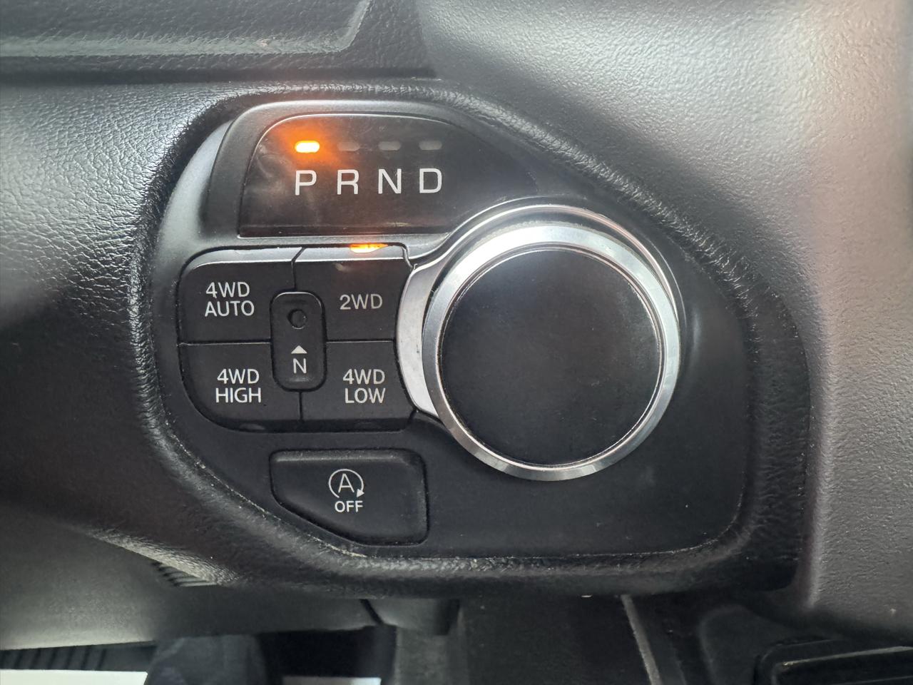 RAM 1500 Big Horn/Lone Star 4x4 Crew Cab 5'7" Box 2019