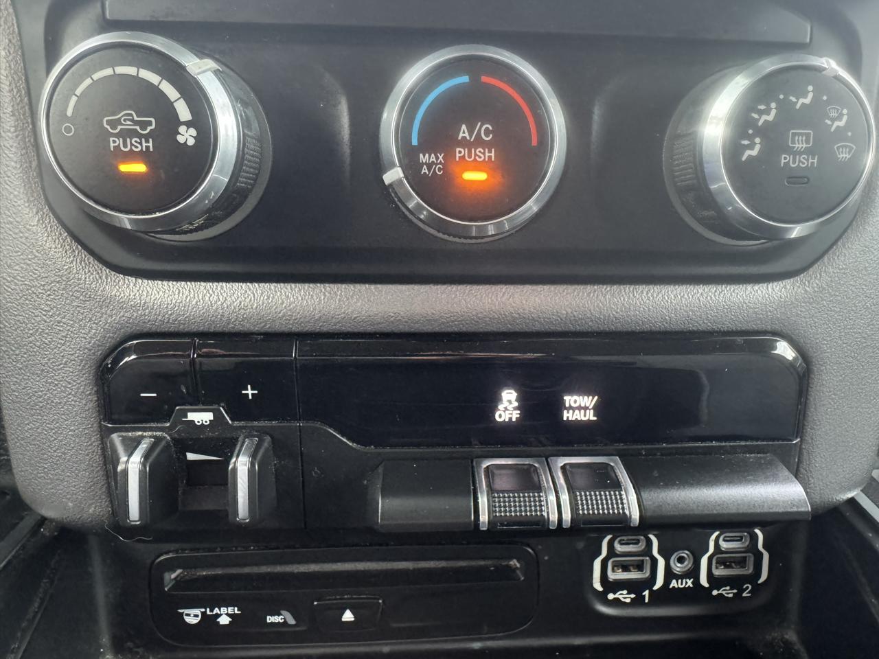 RAM 1500 Big Horn/Lone Star 4x4 Crew Cab 5'7" Box 2019