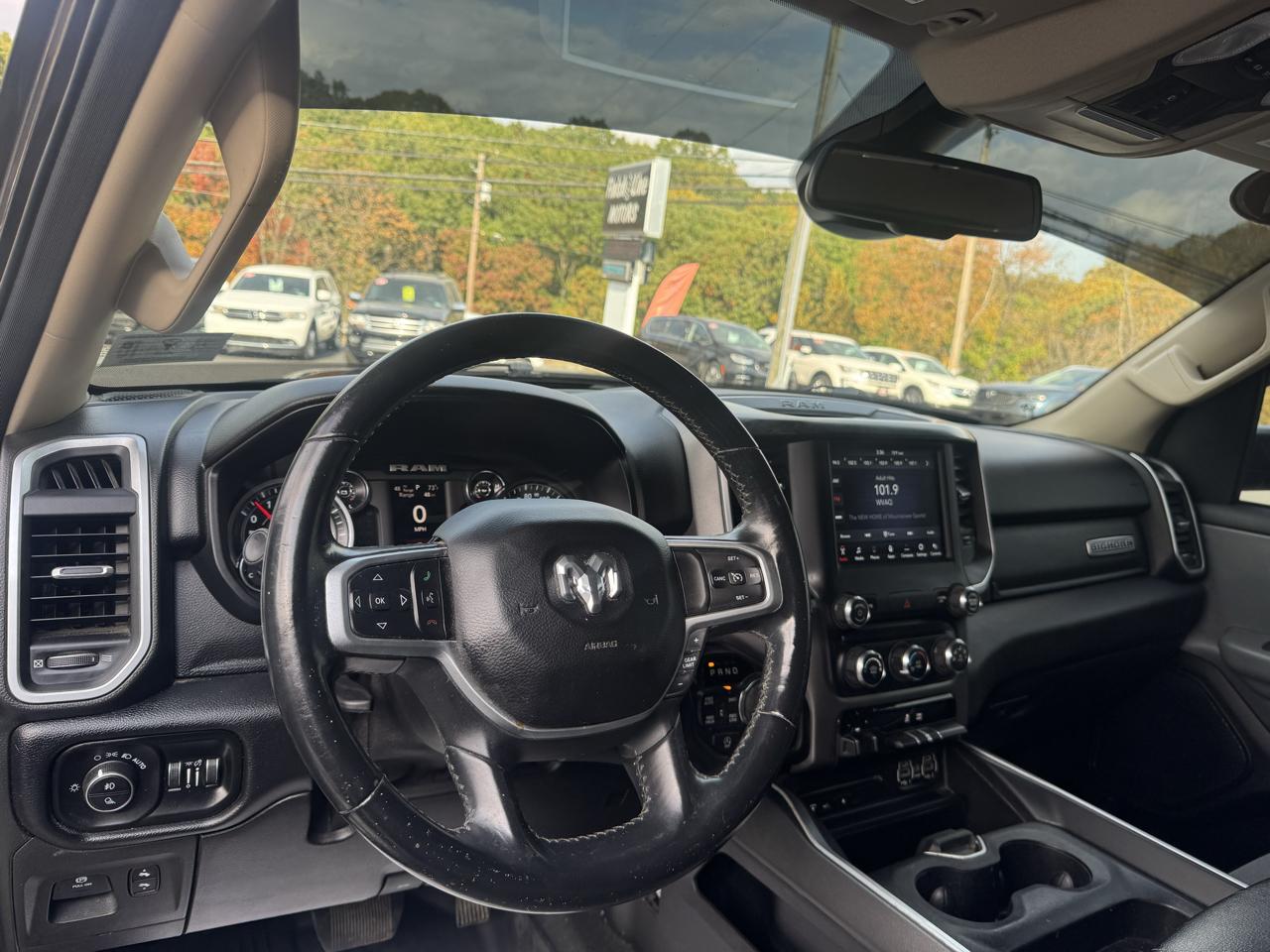 RAM 1500 Big Horn/Lone Star 4x4 Crew Cab 5'7" Box 2019