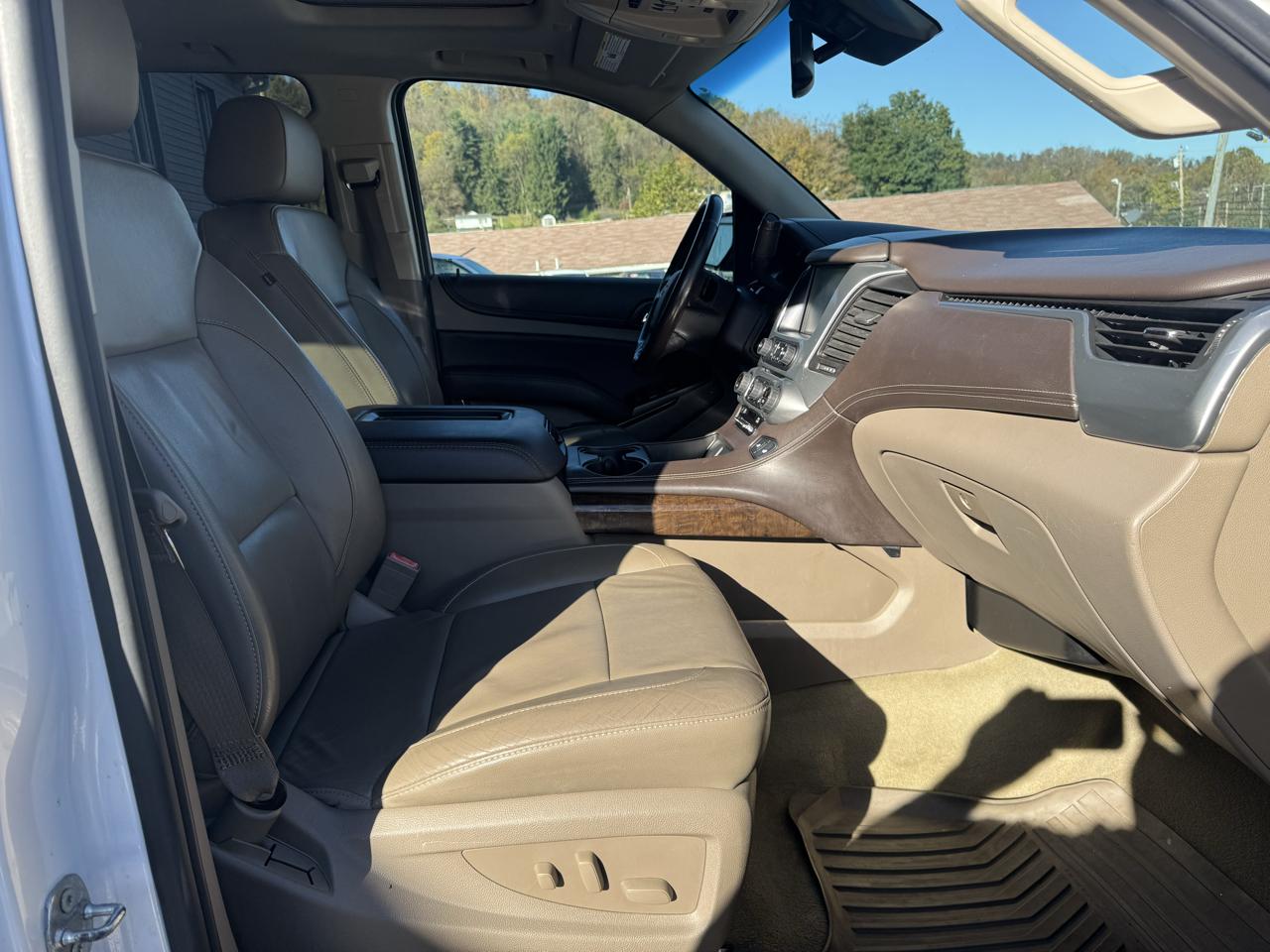 Chevrolet Tahoe 4WD 4dr LT 2016
