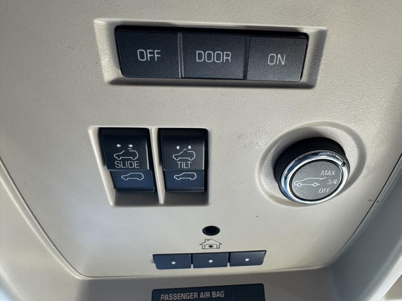 Chevrolet Tahoe 4WD 4dr LT 2016