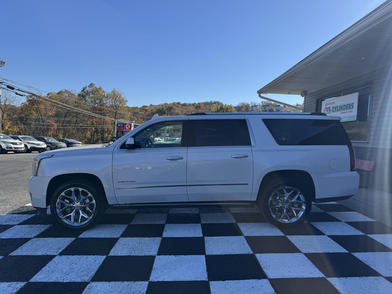 GMC Yukon XL 4WD 4dr Denali 2019