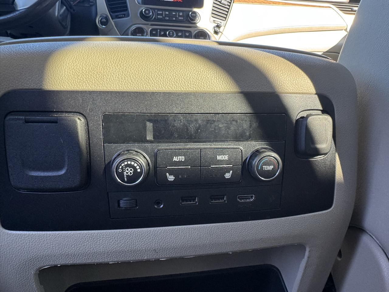 GMC Yukon XL 4WD 4dr Denali 2019