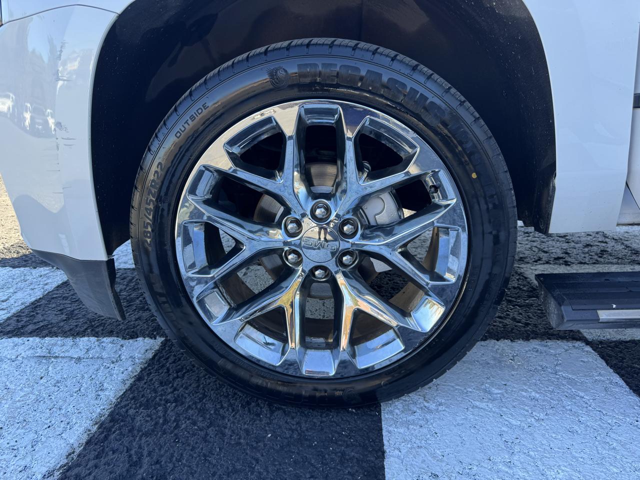 GMC Yukon XL 4WD 4dr Denali 2019