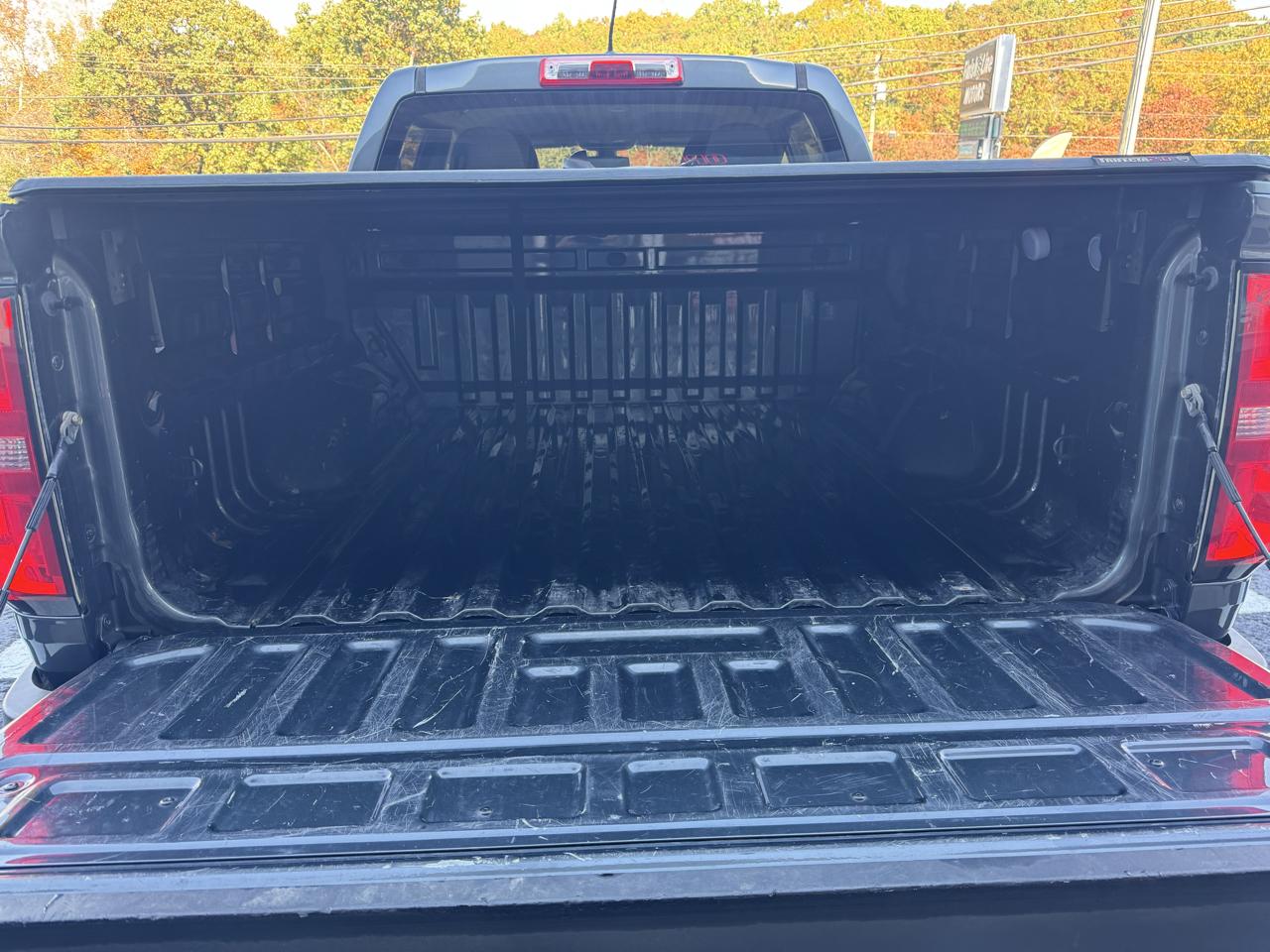 Chevrolet Colorado 4WD Crew Cab 128.3" WT 2017