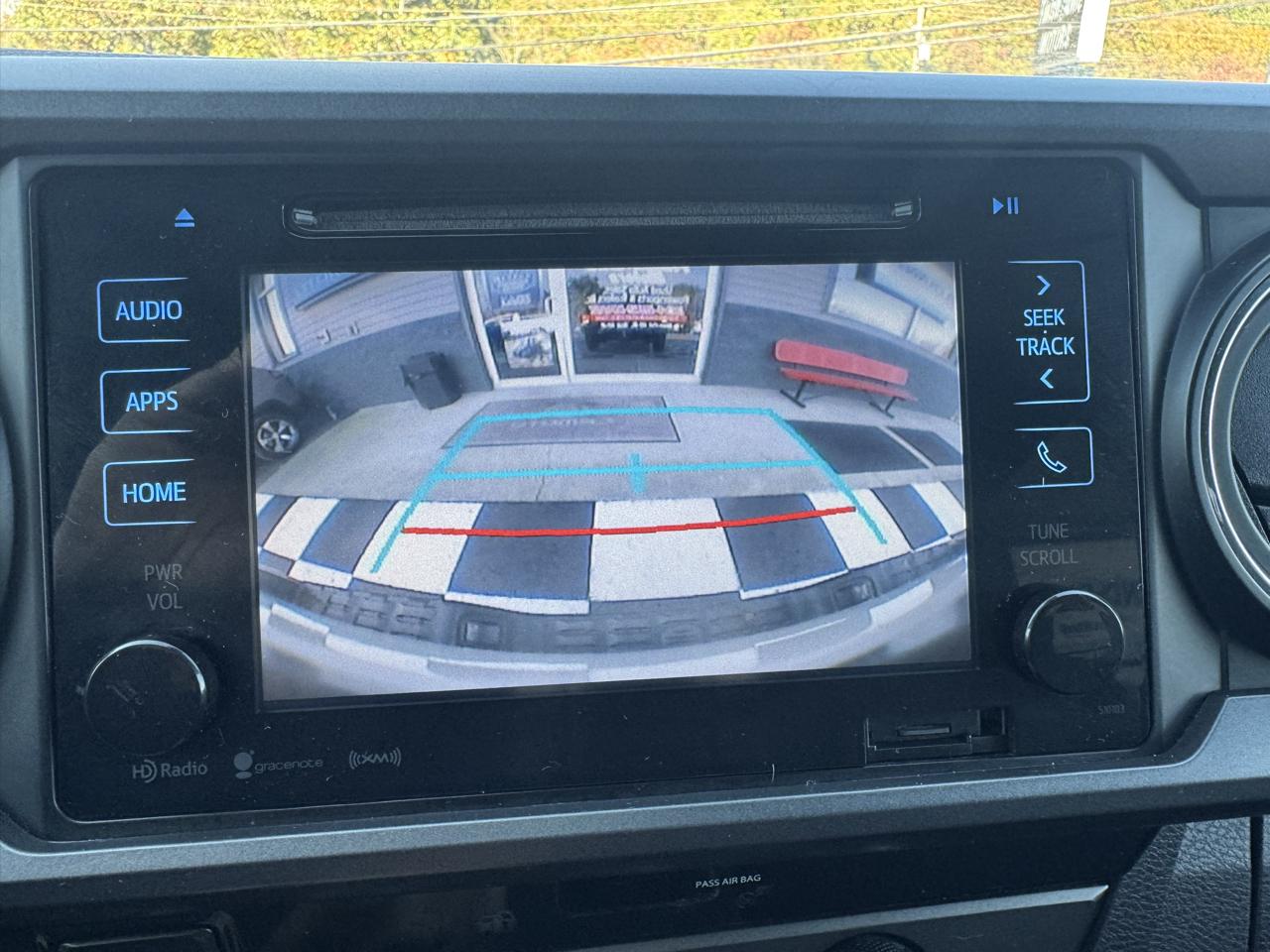 Toyota Tacoma 4WD Double Cab V6 MT TRD Off Road (Natl) 2018