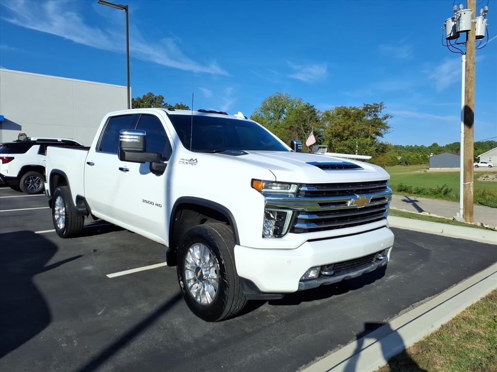 Chevrolet Silverado 3500HD High Country Crew Cab 4WD 2022 Chevrolet Silverado 3500HD High Country Crew Cab 4WD 2022
