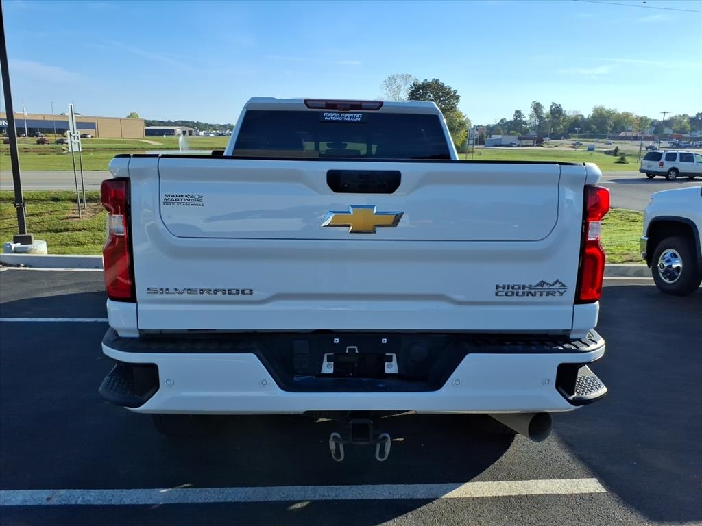 Chevrolet Silverado 3500HD High Country Crew Cab 4WD 2022 Chevrolet Silverado 3500HD High Country Crew Cab 4WD 2022