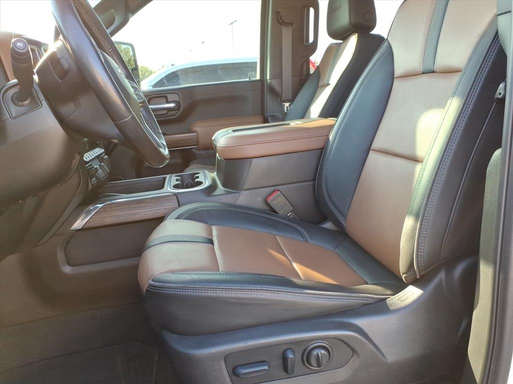 Chevrolet Silverado 3500HD High Country Crew Cab 4WD 2022 Chevrolet Silverado 3500HD High Country Crew Cab 4WD 2022