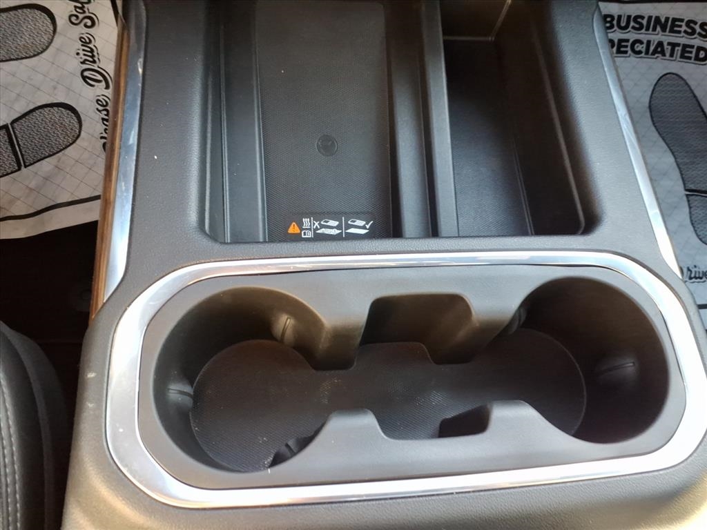 Chevrolet Silverado 3500HD High Country Crew Cab 4WD 2022 Chevrolet Silverado 3500HD High Country Crew Cab 4WD 2022