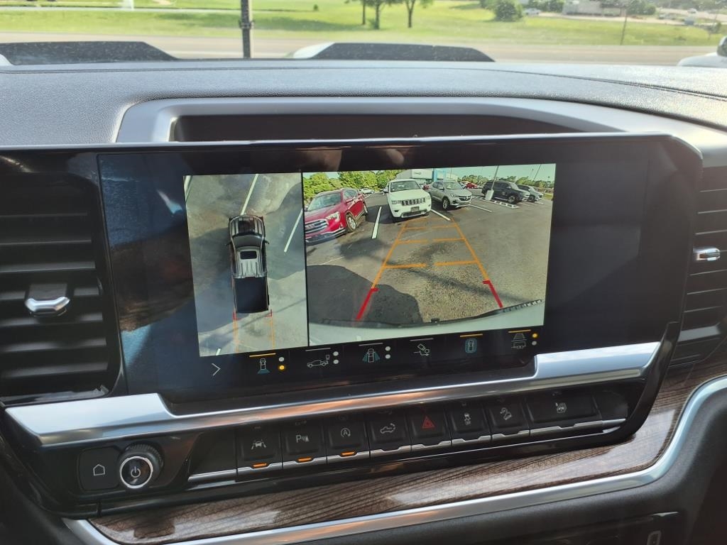 Chevrolet Silverado 1500 4WD Crew Cab 147" LT Trail Boss 2022