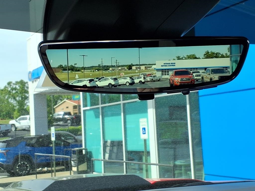 Chevrolet Silverado 1500 4WD Crew Cab 147" ZR2 2025 Chevrolet Silverado 1500 4WD Crew Cab 147" ZR2 2025