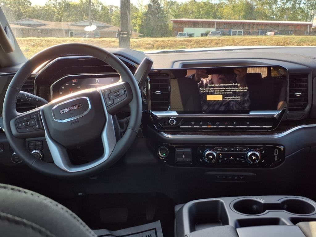 GMC Sierra 2500HD 4WD Crew Cab 159" SLE 2025