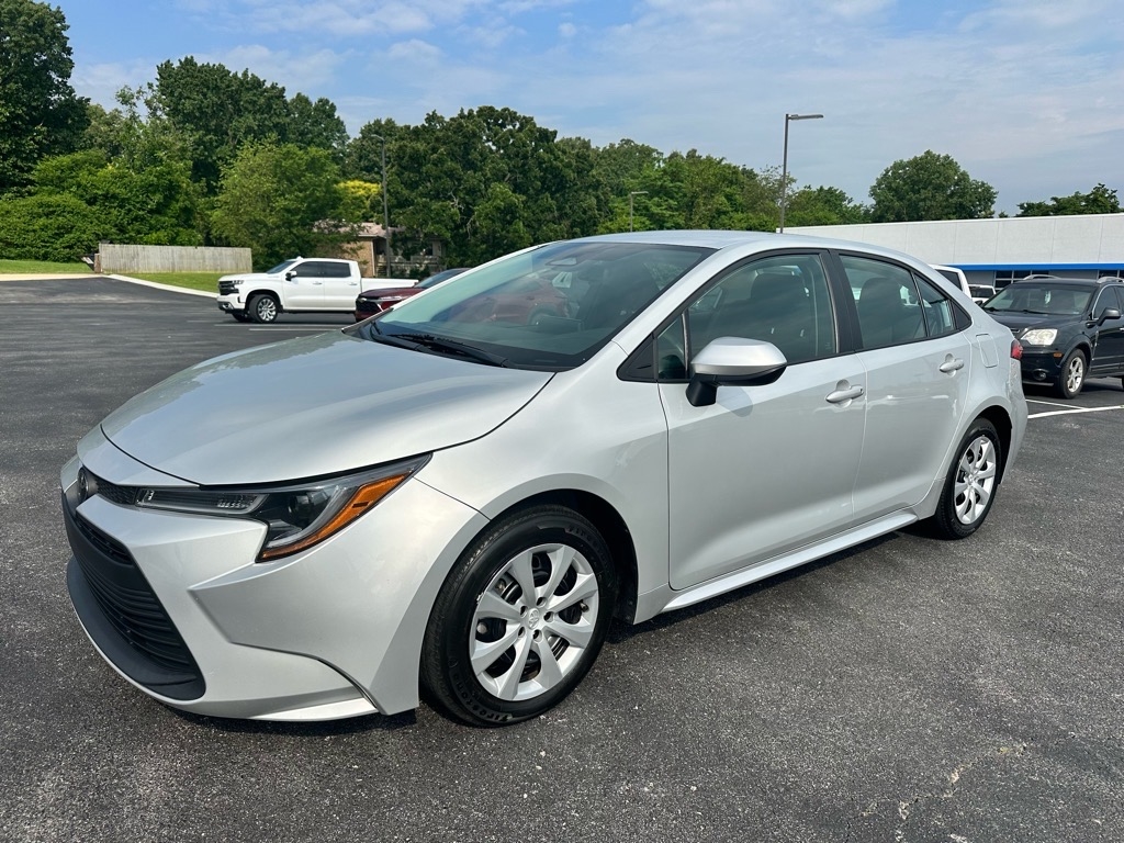 Used 2023 Toyota Corolla LE with VIN 5YFB4MDE6PP029318 for sale in Ash Flat, AR