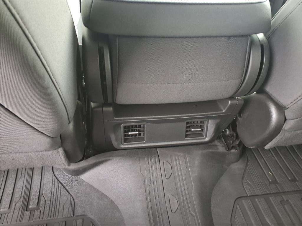 GMC Sierra 2500HD 4WD Crew Cab 159" Pro 2024