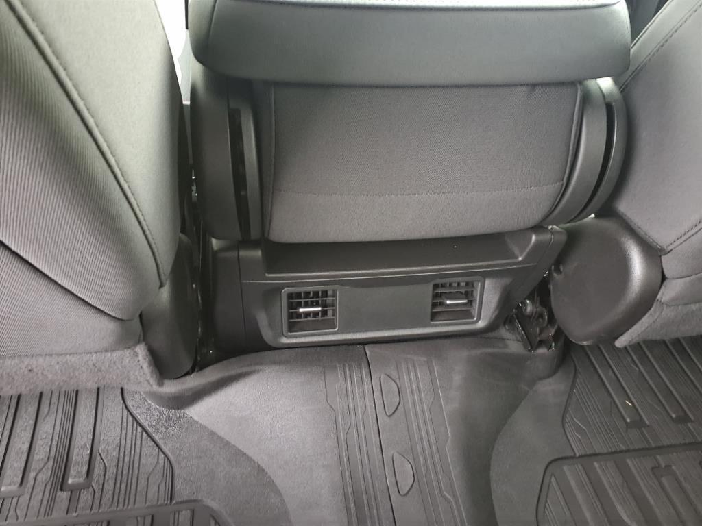 GMC Sierra 2500HD 4WD Crew Cab 159" Pro 2024