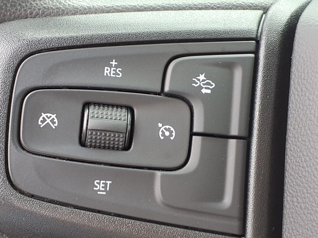 GMC Sierra 2500HD 4WD Crew Cab 159" Pro 2024