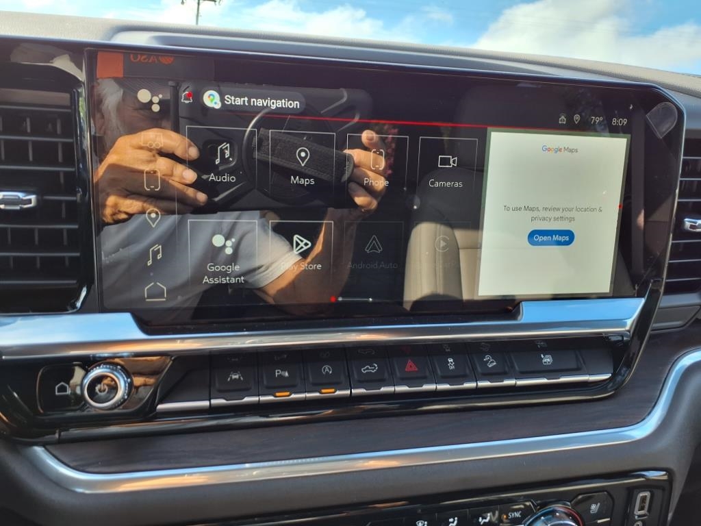 GMC Sierra 1500 4WD Crew Cab 147" SLT 2025 GMC Sierra 1500 4WD Crew Cab 147" SLT 2025