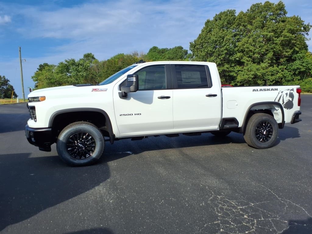 Chevrolet Silverado 2500HD 4WD Crew Cab 159" Work Truck 2025 Chevrolet Silverado 2500HD 4WD Crew Cab 159" Work Truck 2025