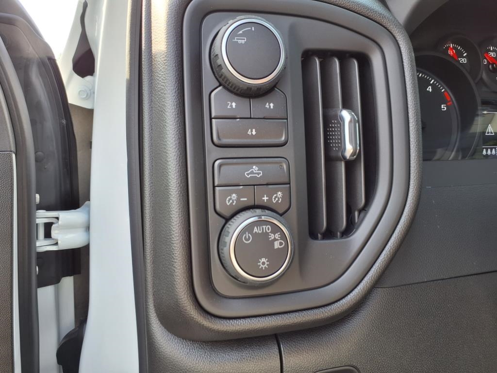 Chevrolet Silverado 2500HD 4WD Crew Cab 159" Work Truck 2025 Chevrolet Silverado 2500HD 4WD Crew Cab 159" Work Truck 2025