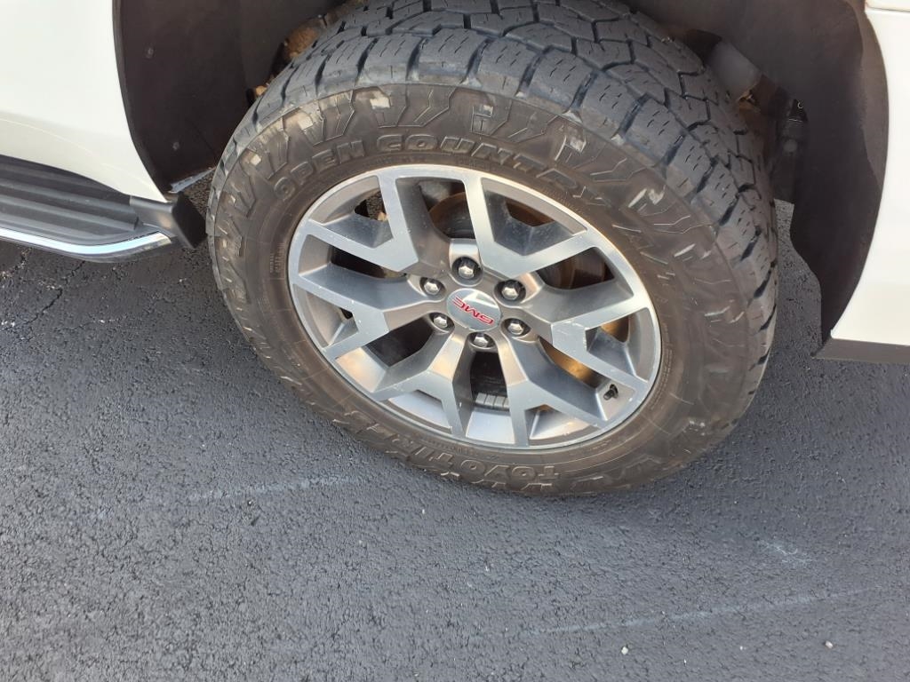 GMC Yukon 4WD 4dr SLT 2019 GMC Yukon 4WD 4dr SLT 2019