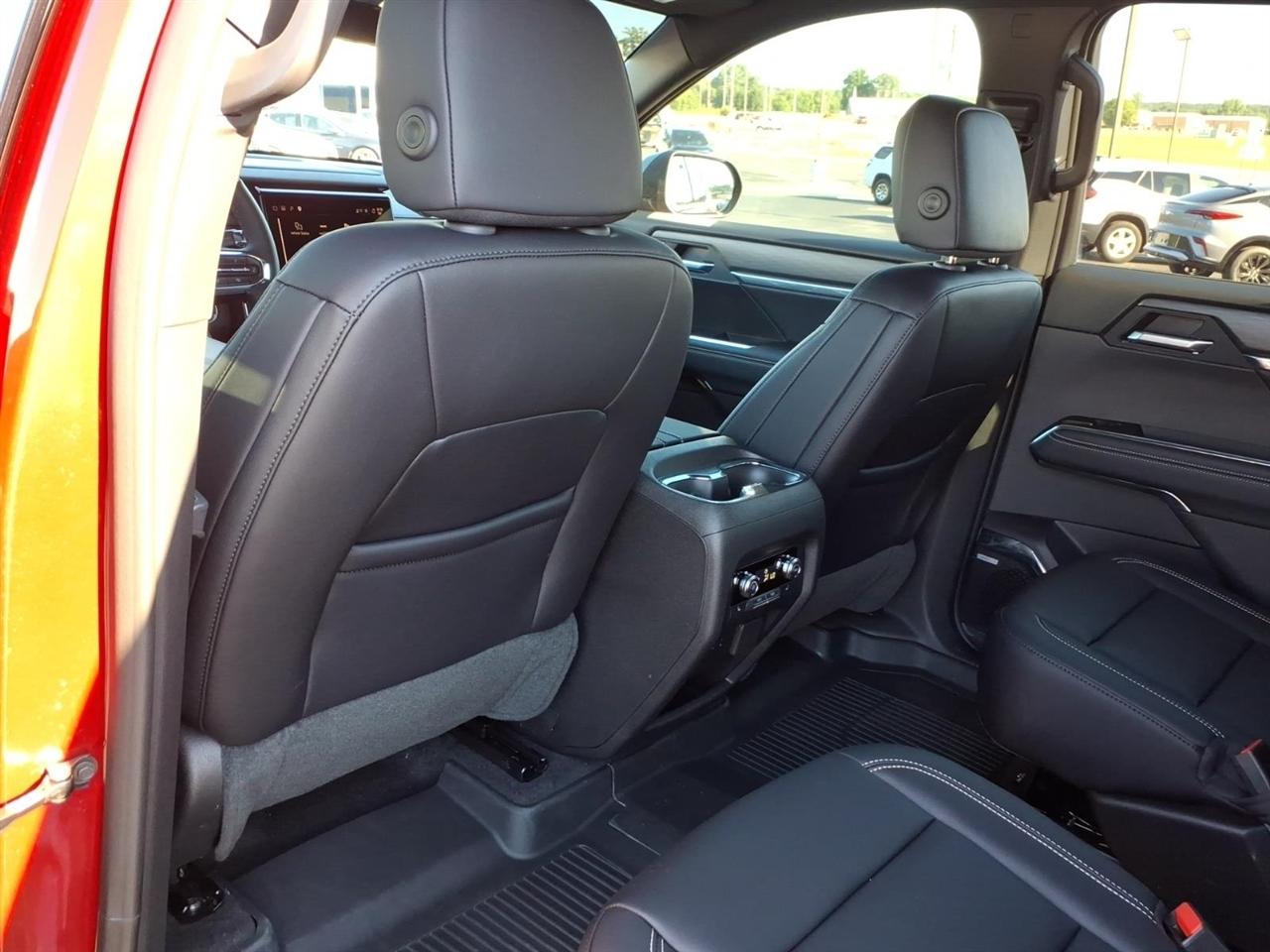 GMC Acadia FWD 4dr Elevation 2026