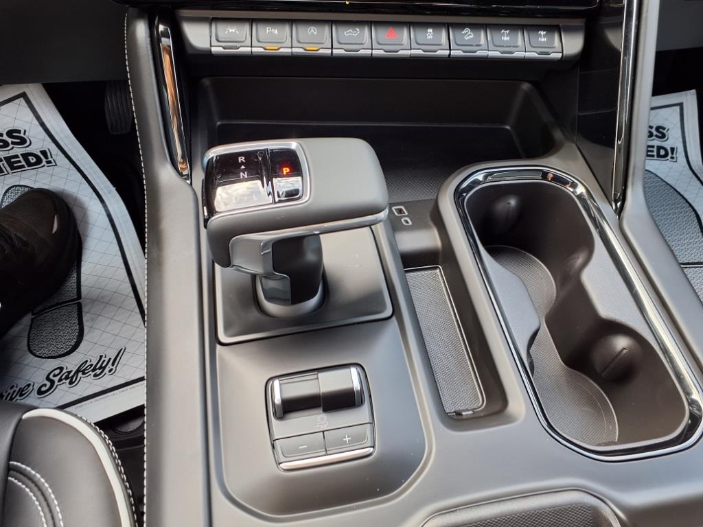 GMC Sierra 1500 4WD Crew Cab 147" AT4X 2025 GMC Sierra 1500 4WD Crew Cab 147" AT4X 2025